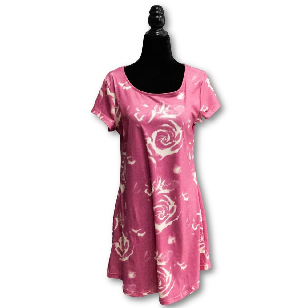 !NEW! Reborn Boutique Pink Rose Tunic Top, Size Small